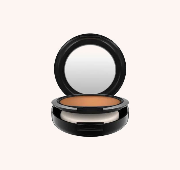 Studio Fix Powder Plus Foundation NW50 Studio Fix Powder Plus Foundation NW50