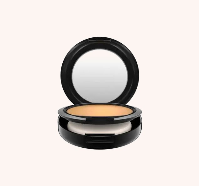 Studio Fix Powder Plus Foundation NC43 Studio Fix Powder Plus Foundation NC43
