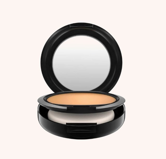 Studio Fix Powder Plus Foundation NC43,5 Studio Fix Powder Plus Foundation NC43,5