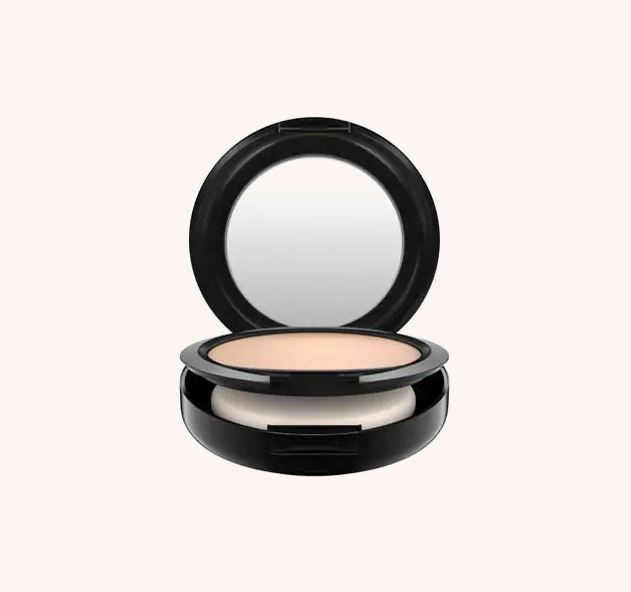 Studio Fix Powder Plus Foundation NW10 Studio Fix Powder Plus Foundation NW10