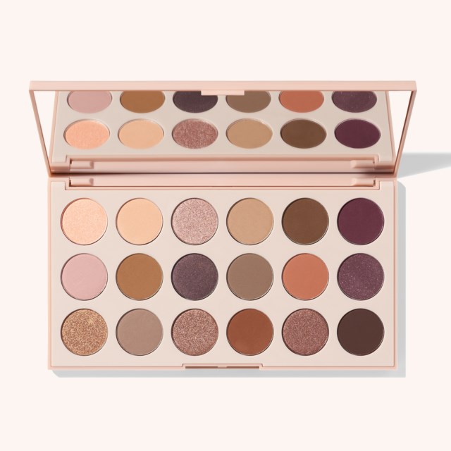 18T Truth Or Bare Artistry Palette 18T Truth Or Bare Artistry Palette