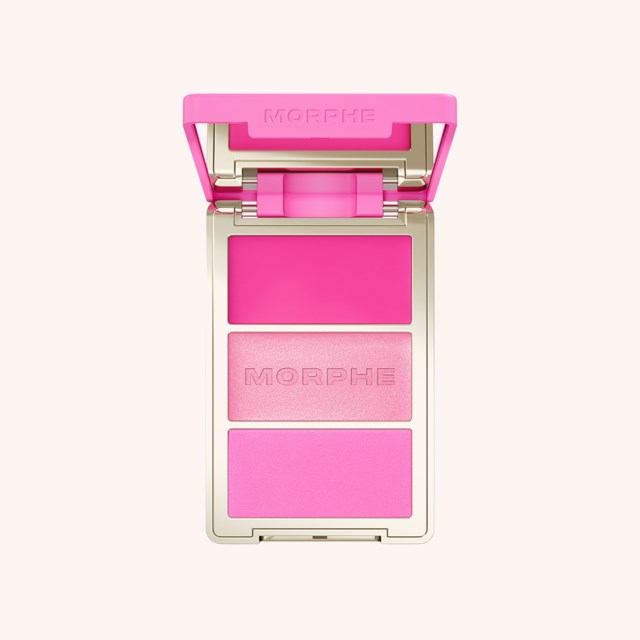 Cheek Thrills Multi-Finish Face Trio Après-Ski