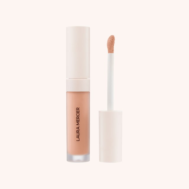 Real Flawless Weightless Perfecting Concealer 2C2 Real Flawless Weightless Perfecting Concealer 2C2