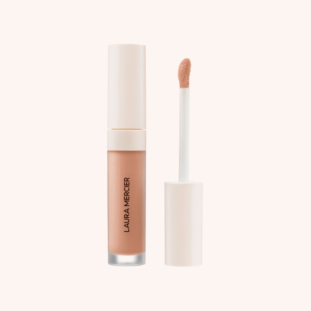 Real Flawless Weightless Perfecting Concealer 4C0 Real Flawless Weightless Perfecting Concealer 4C0