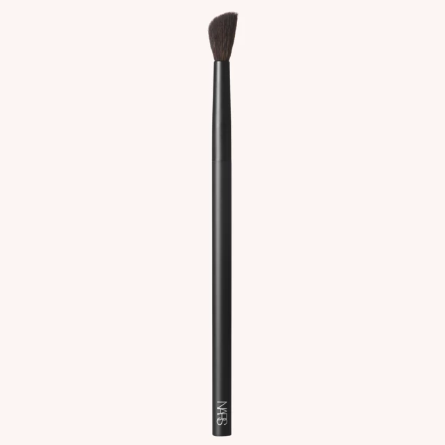 #10 Radiant Creamy Concealer Brush #10 Radiant Creamy Concealer Brush