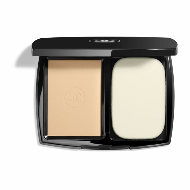 Ultrawear – All–Day Comfort Flawless Finish Compact Foundation Ultrawear – All–Day Comfort Flawless Finish Compact Foundation