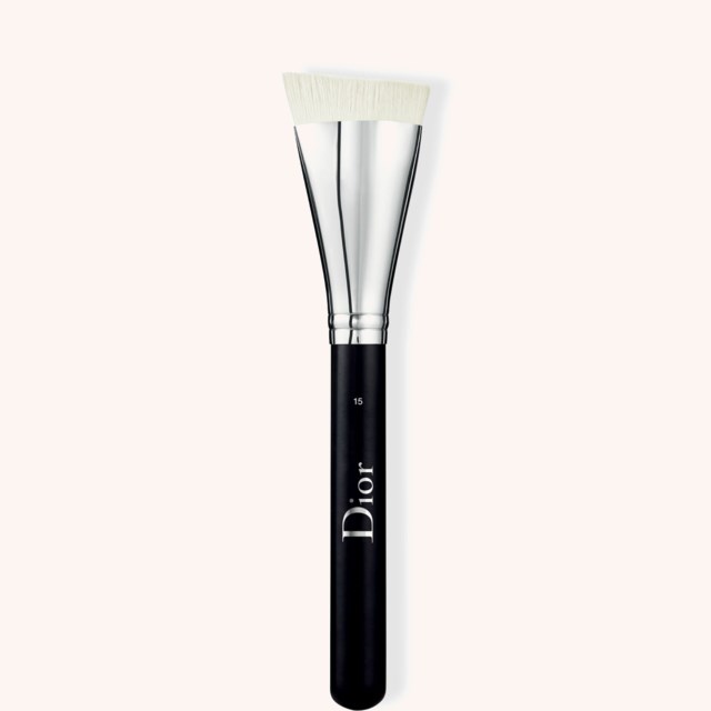 Backstage Contour Brush N° 15 Backstage Contour Brush N° 15