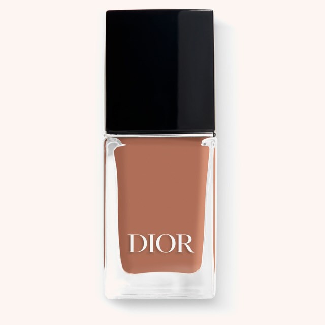 Vernis Nail Polish With Gel Effect And Couture Color 323 Dune Vernis Nail Polish With Gel Effect And Couture Color 323 Dune