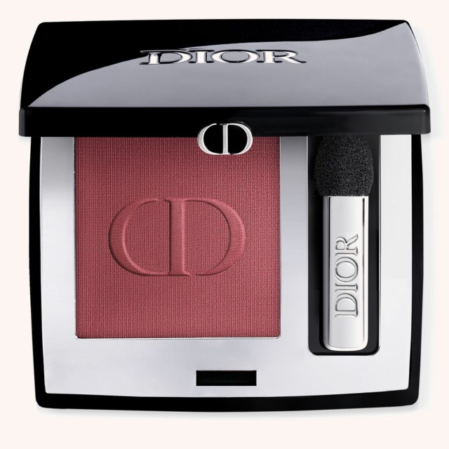 Diorshow Mono Couleur High-Color And Long-Wear Eyeshadow 884 Rouge Trafalgar Diorshow Mono Couleur High-Color And Long-Wear Eyeshadow 884 Rouge Trafalgar