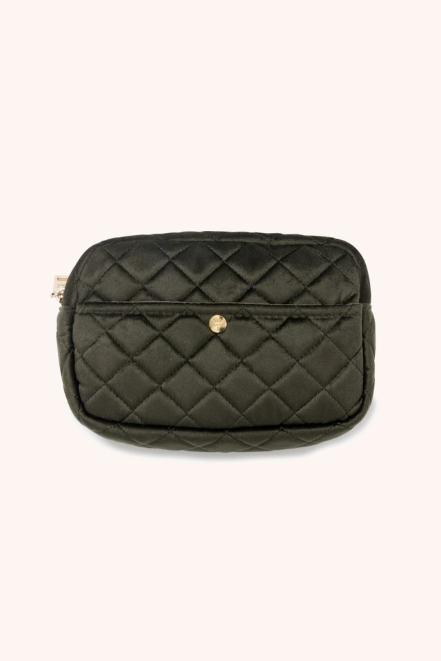 Beauty Bag Medium Palm Green Velvet Beauty Bag Medium Palm Green Velvet