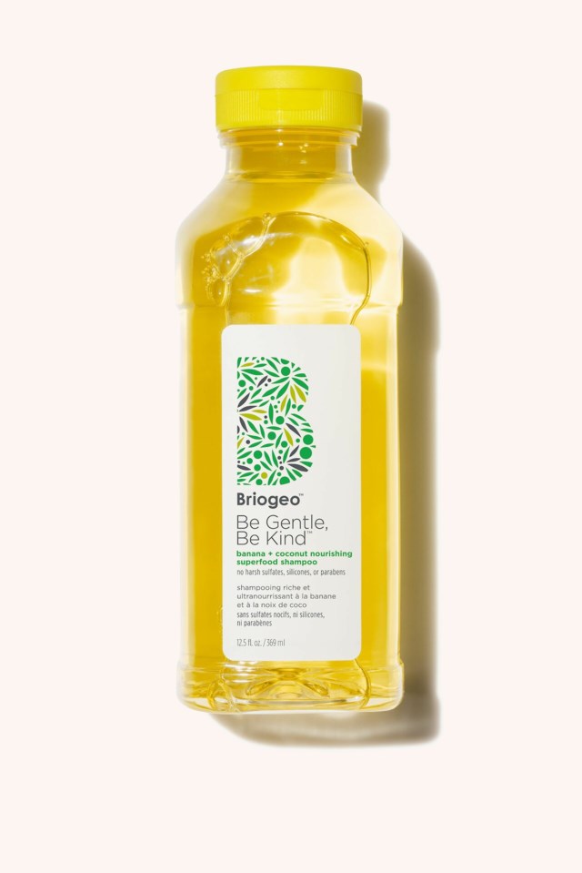 Superfoods Banana + Coconut Nourishing Superfood Shampoo 369 ml Superfoods Banana + Coconut Nourishing Superfood Shampoo 369 ml