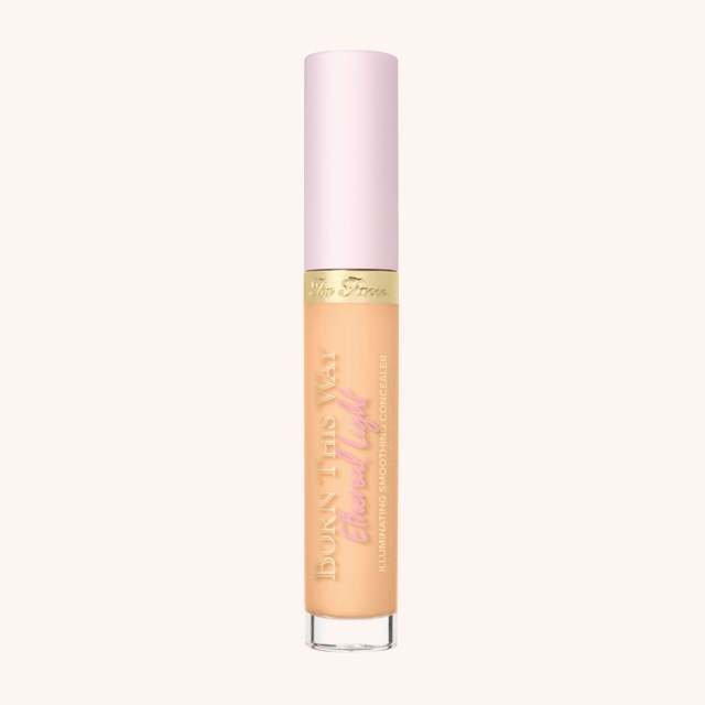 Born This Way Ethereal Light Concealer ButterCroissant Born This Way Ethereal Light Concealer ButterCroissant