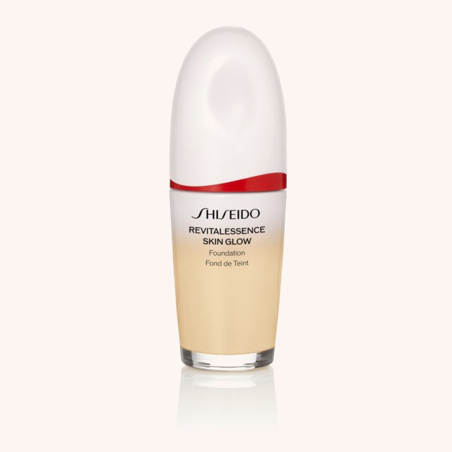 Revitalessence Skin Glow Foundation 130 Revitalessence Skin Glow Foundation 130
