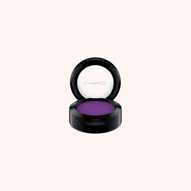 Satin  Single Eye Shadow Power To The Purple
