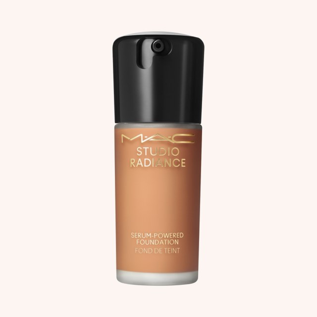 Studio Radiance Serum Powered Foundation NW 45 Studio Radiance Serum Powered Foundation NW 45