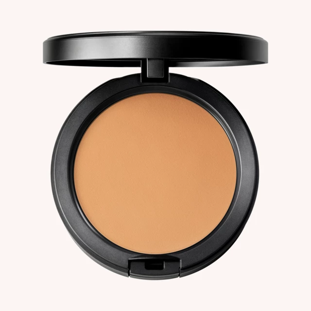 Studio Fix Plus Powder Foundation NC40 Studio Fix Plus Powder Foundation NC40