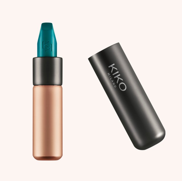 Velvet Passion Matte Lipstick 322 Sapphire Green