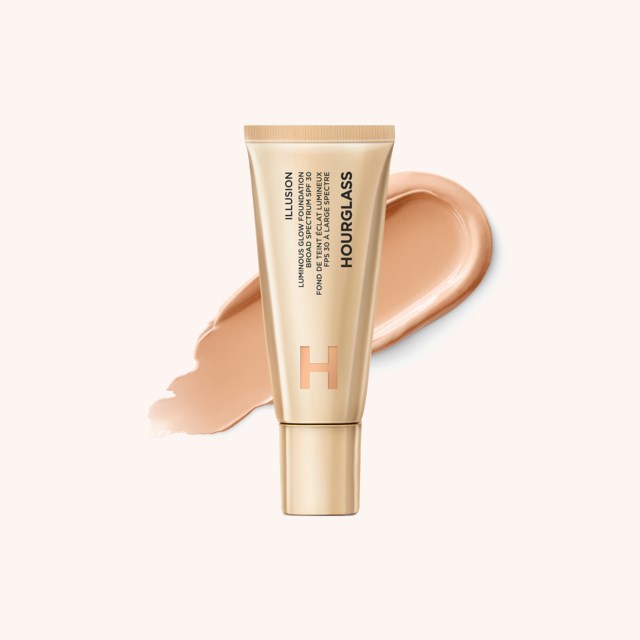 Illusion Luminous Glow Foundation SPF30 6