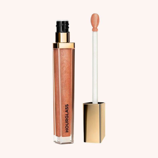 Unreal High Shine Volumizing Lip Gloss Ignite Unreal High Shine Volumizing Lip Gloss Ignite